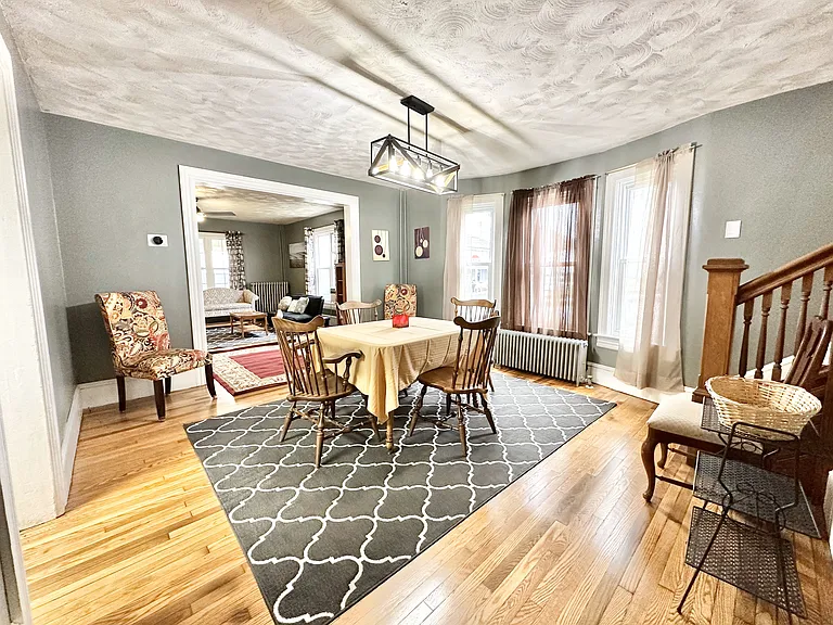 1160 Upper Mulberry St — Photo 2