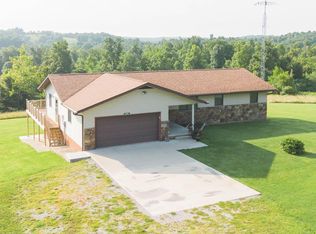 1462 N Ridgeport Ln, Bloomfield, IN 47424