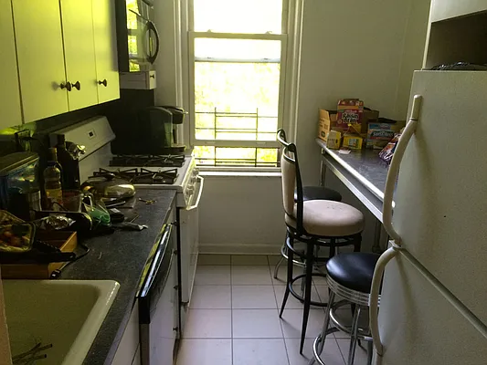 Rented by Oak Tree LLC | media 14