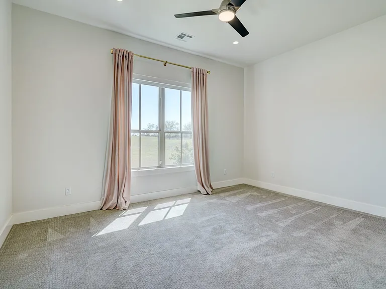 101 Pont Neuf Ct — Photo 61