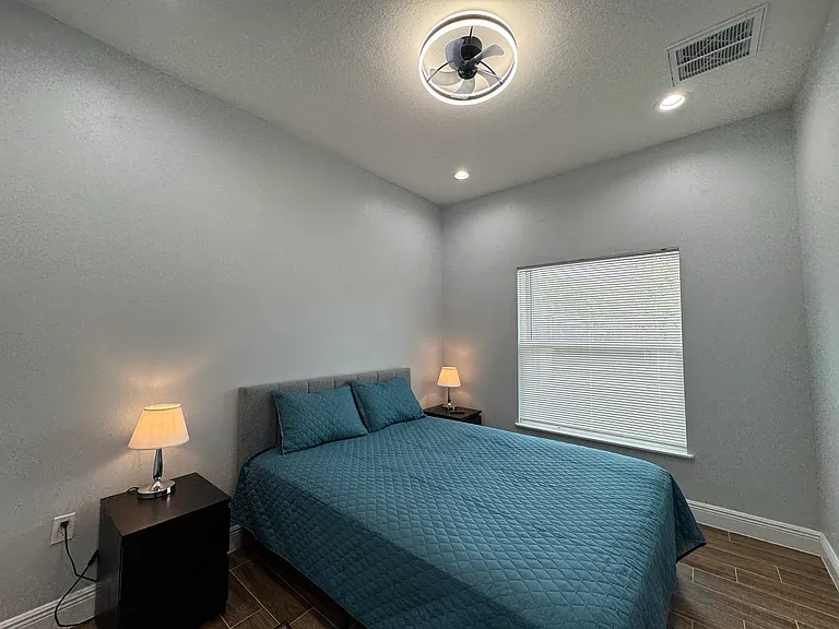 302 Archimedes St — Photo 31