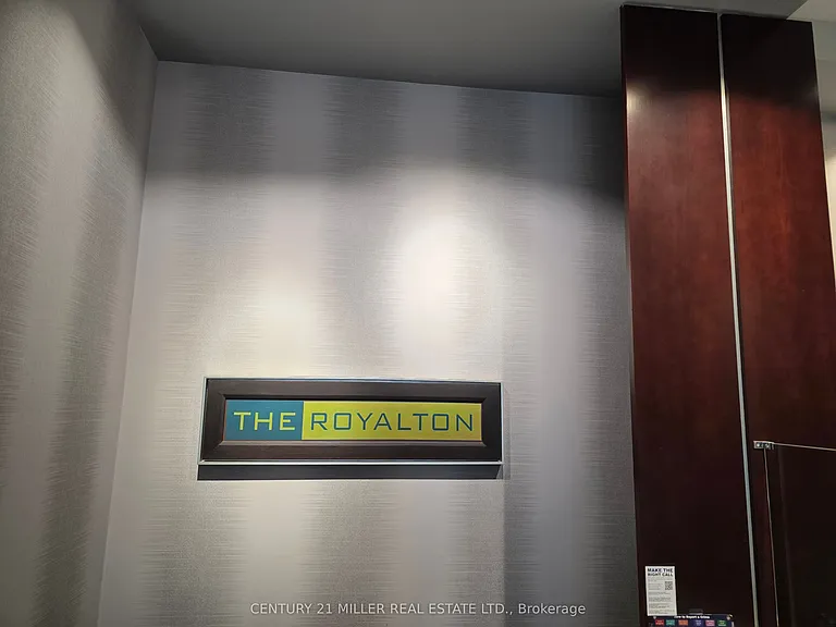 801 Bay St #202 — Photo 22