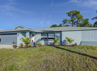 305 SE 14th Ter, Cape Coral, FL 33990
