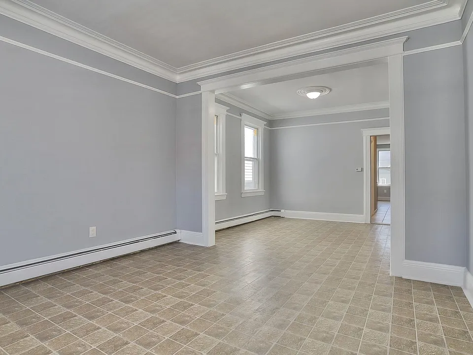 42 Greenville Ave #2