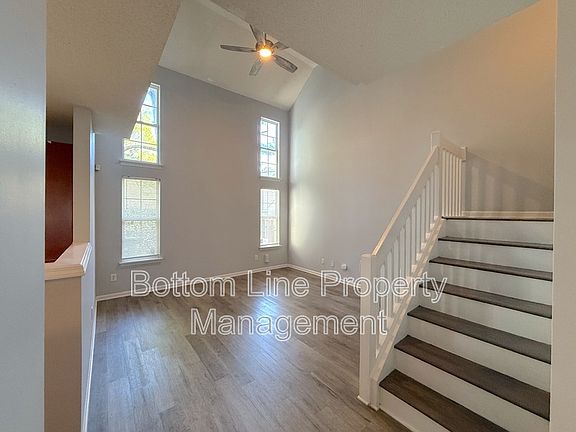 5th image of 9932 Birch Knoll Ct