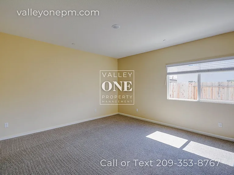637 Mansfield Dr — Photo 31