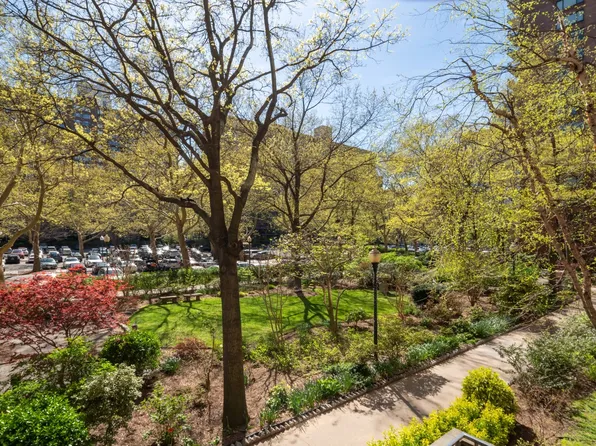 400 Central Park West 2C image 1 of 3
