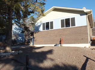 6123 Shaun Ave, Cheyenne, WY 82009