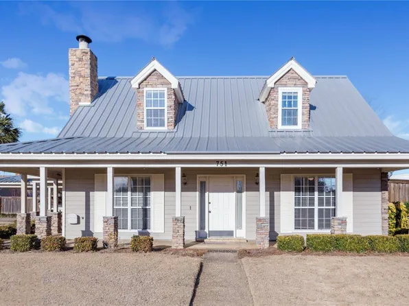 751 Summer Ln, Prattville, AL 36066