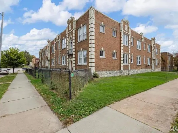 4981 Rosalie St, Saint Louis, MO 63115