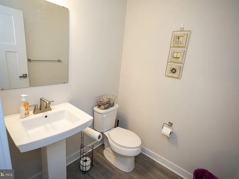 9926 New Pointe Dr — Photo 31