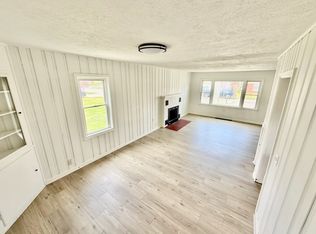 (Undisclosed Address), Greenfield, IN 46140
