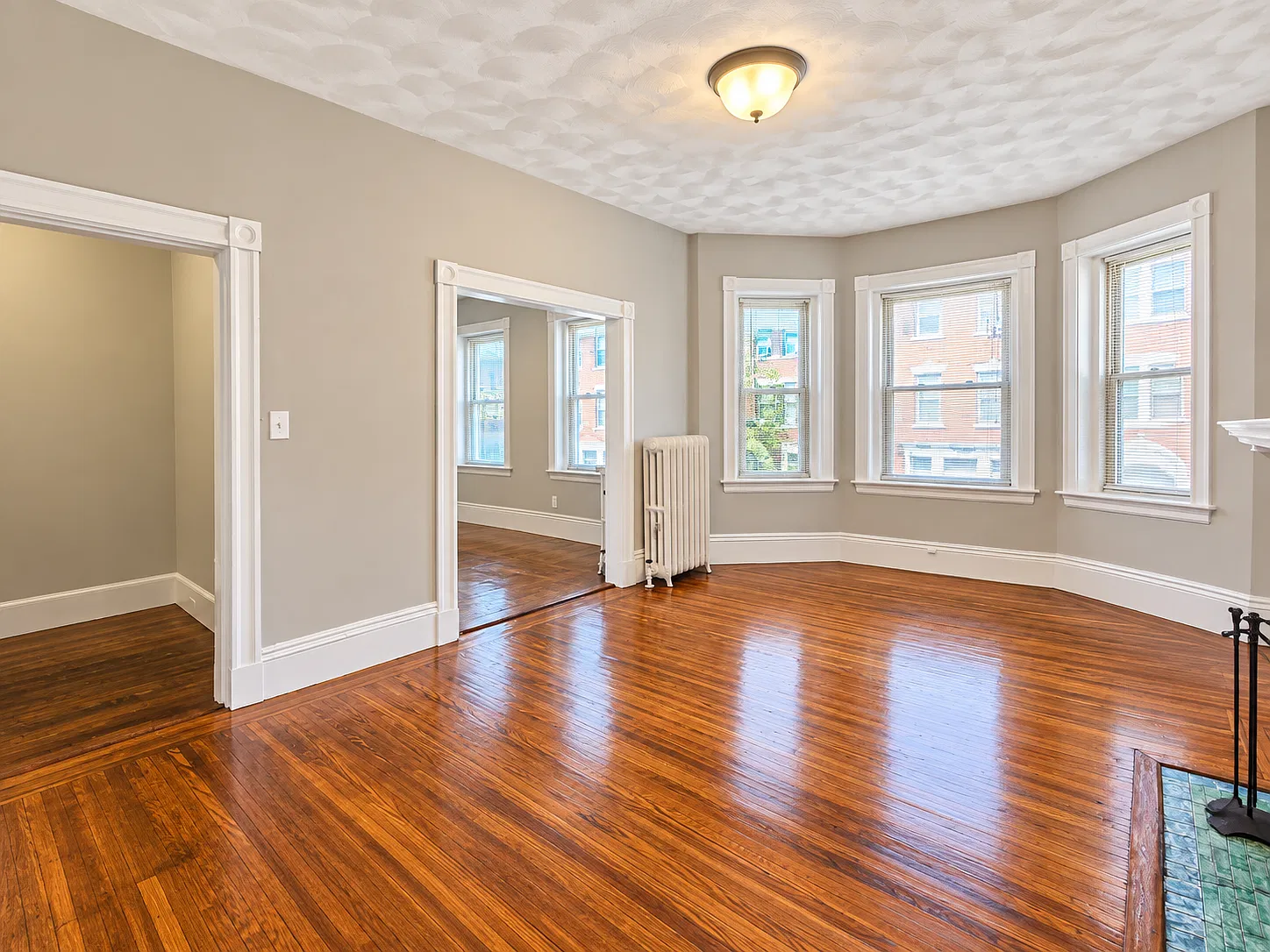 11 Park St — Photo 3