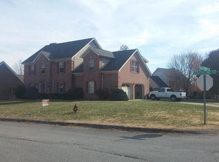 3901 S Lake Blvd, Knoxville, TN 37920