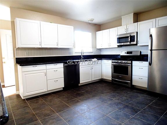 2nd image of 8008 Cureton Cir