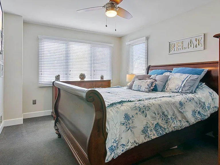 4840 Keswick Ct — Photo 15