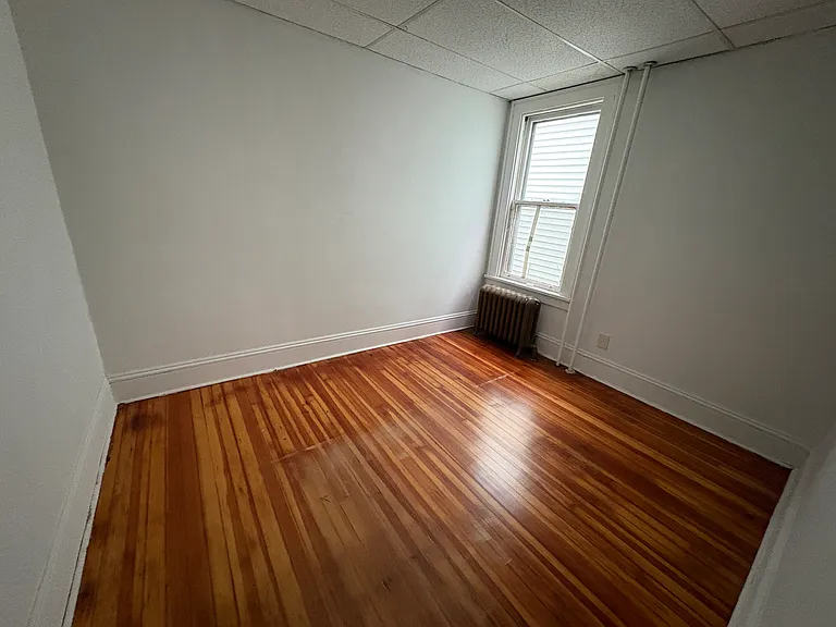 526 Morris St #1 — Photo 6