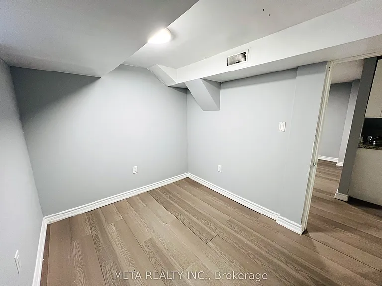 1909 Poppy Ln #BASEMENT — Photo 4