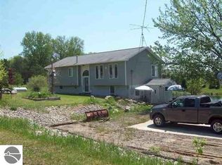 2312 Cosand Rd, Lupton, MI 48635