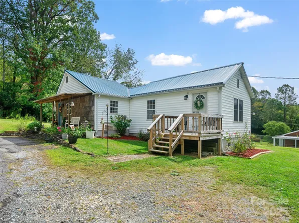10309 Us Highway 19e, Spruce Pine, NC 28777