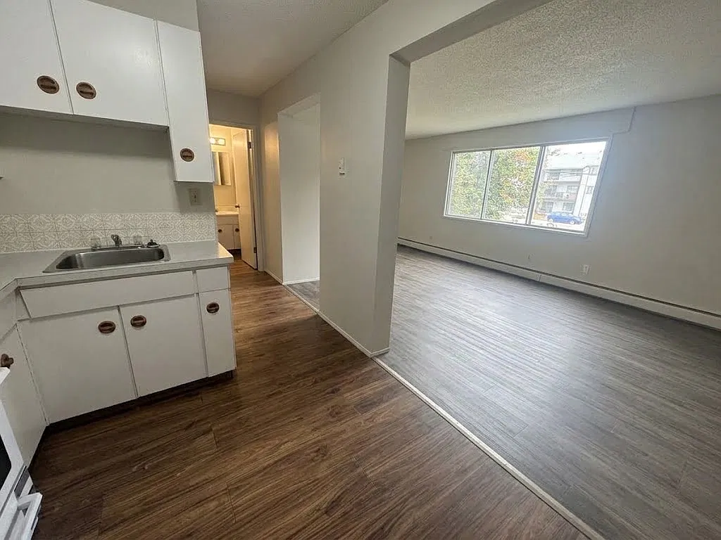 Apple Tree Apartments — Photo 3