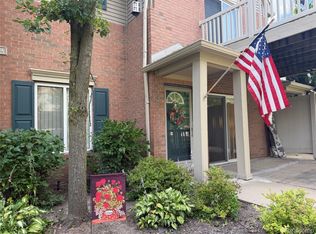 276 Marigold Cir #18, Westland, MI 48185