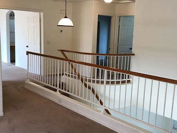 4th image of 12935 W Voltaire Ave