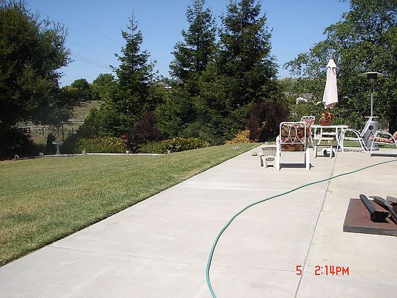 Large patio for family BBQs