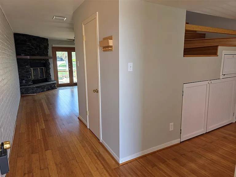 4519 Kingston Harbor Dr — Photo 2