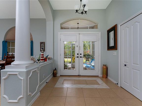 4th image of 4620 Maywood Ln