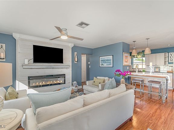 4th image of 16060 Porto Bello St