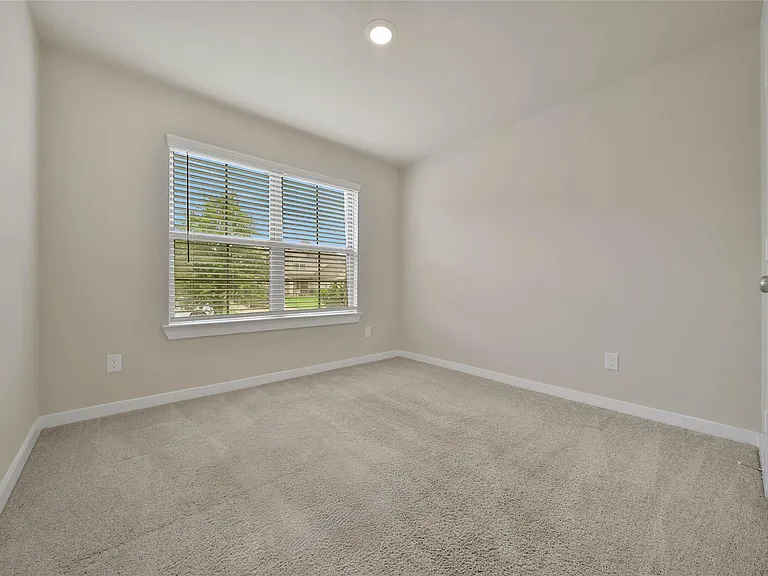 1016 Brighton Orchards Ln — Photo 26