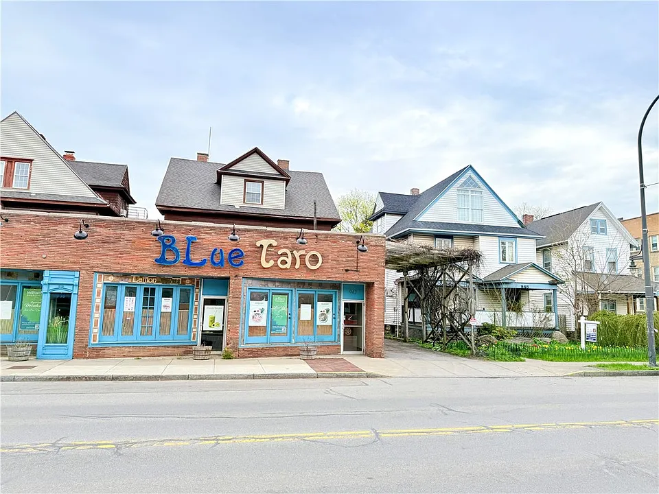 936 Monroe Ave