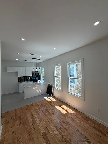 181 Woodside Ave Photo 1
