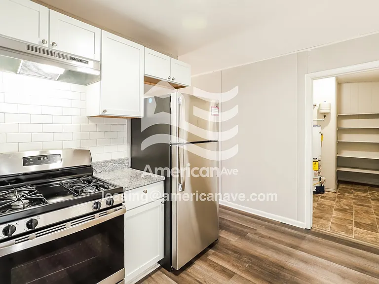 1634000_006_kitchen_14299186.jpg