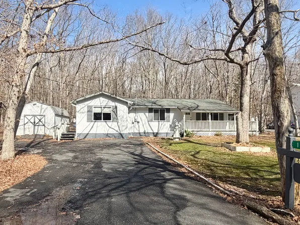 109 Sassafras Rd, Albrightsville, PA 18210