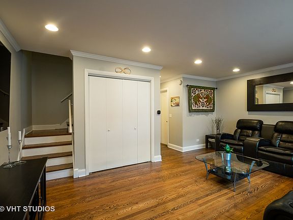 4th image of 6269 N Northwest Hwy APT D