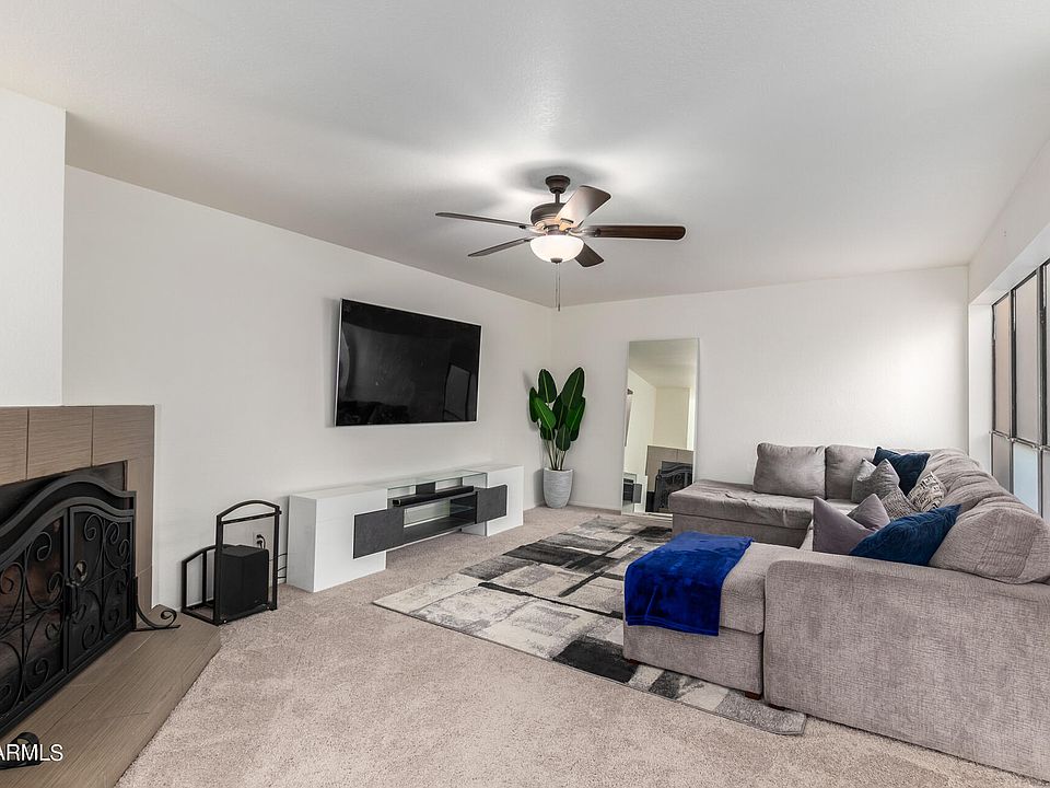 1st image of 3228 W GLENDALE Avenue #136