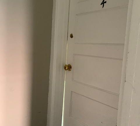 4th image of 948 N Washington St #4