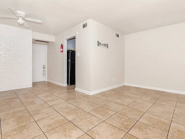 Inglewood Village Apartments — Photo 13