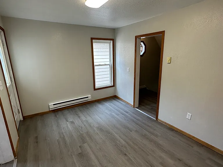 553 W Locust St #553 — Photo 7