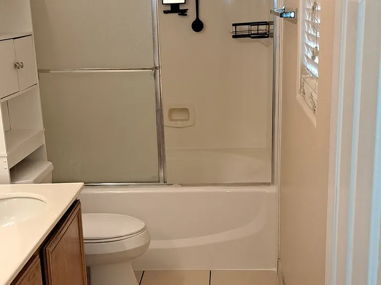 3011 Cantabria Ct — Photo 16