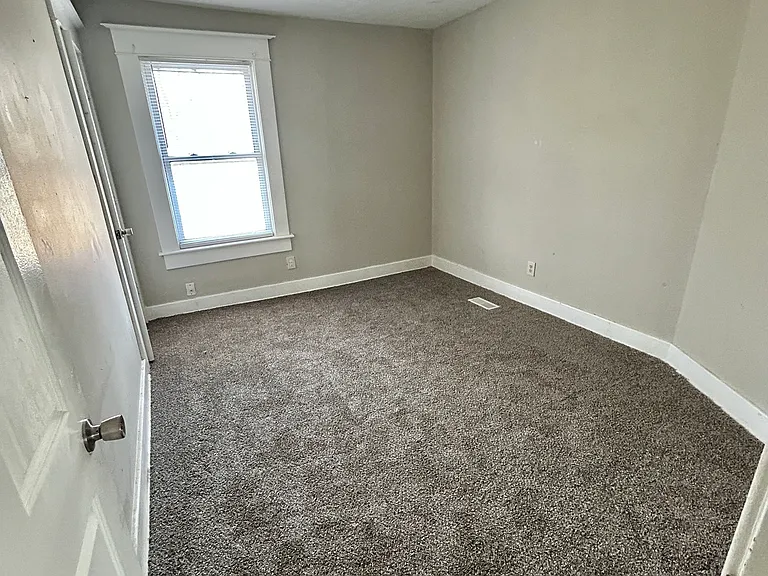 1625 Sturm Ave #1625 — Photo 11