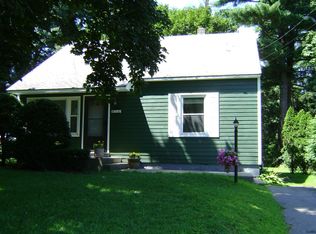 14 Pinewood Rd, Guilderland, NY 12084