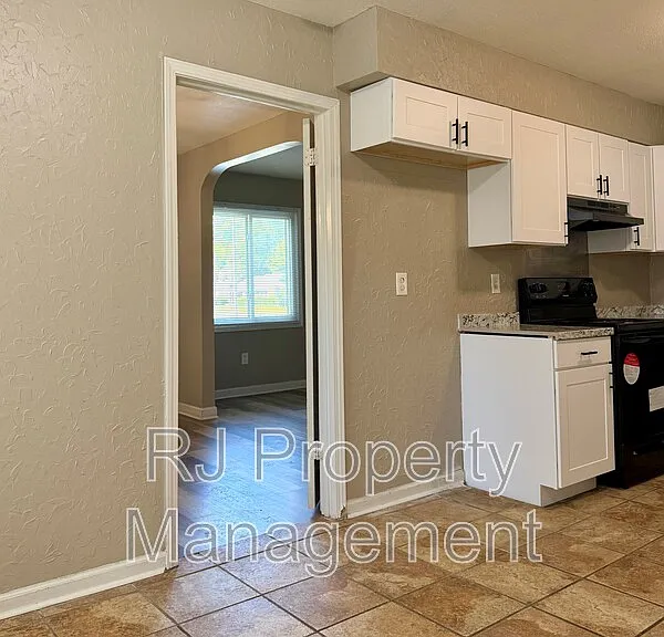 5368 Scottsdale Ave — Photo 17