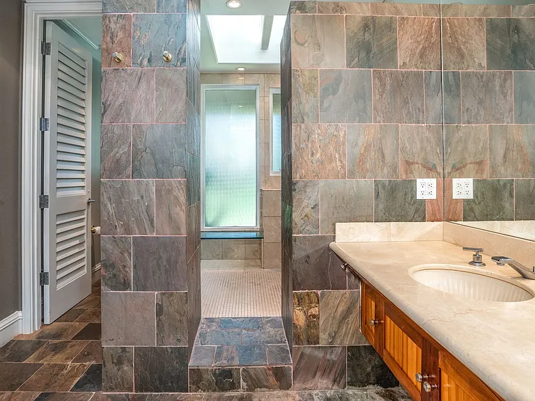 342 Cook Pine Dr — Photo 36
