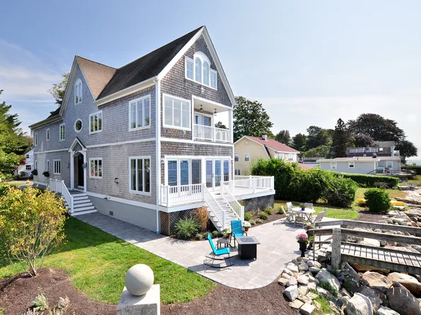 218 Shore Road, Waterford, CT 06385