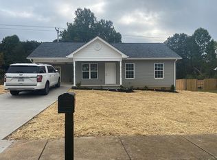 1430 Harmony Ridge Dr, Kingsport, TN 37665