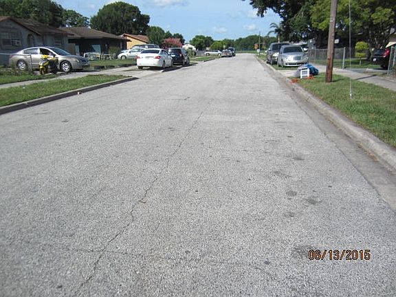 4th image of 135 Scott Dr
