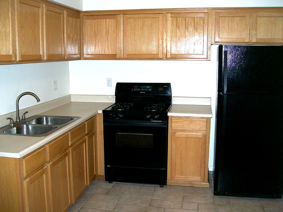 2nd image of 326 S Westfall Ave APT 2